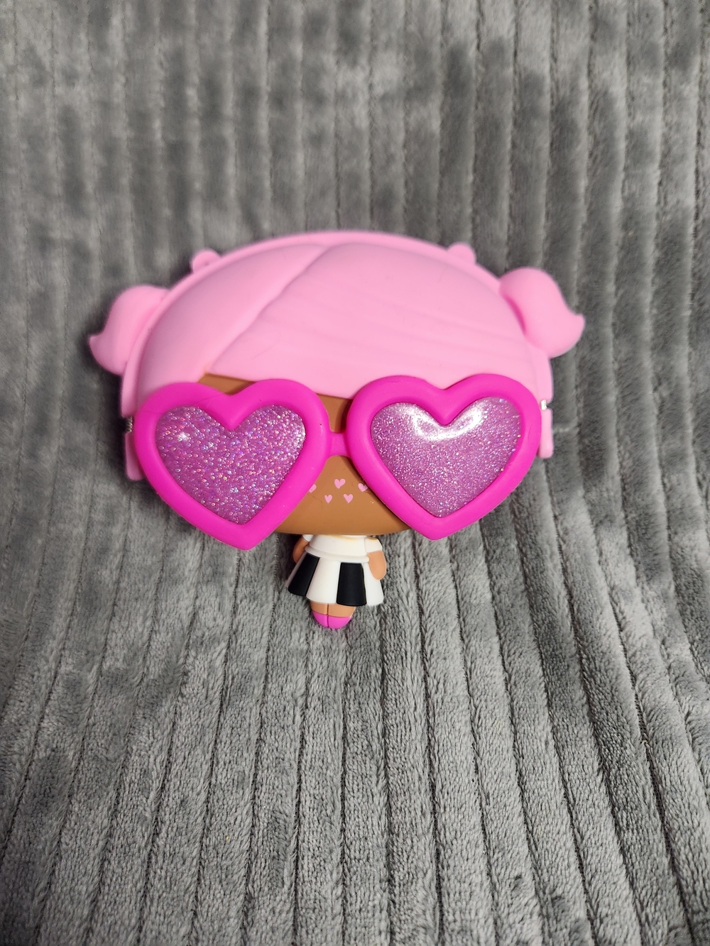 What's in My Purse Surprise Thought of the Day PINK doll